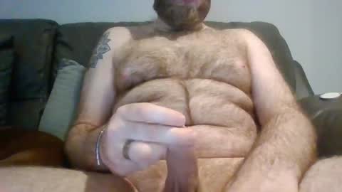 Snapshot of dom91070 chatting on 02-19-25, 12:22 dom91070 online show from 02-19-25, 12:22