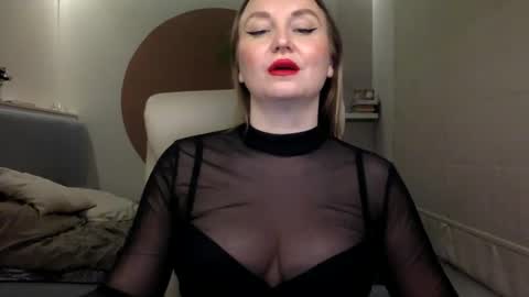 DOM MUMMY online show from 01-18-25, 03:38