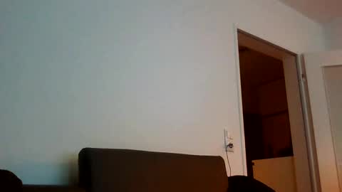 dombio_12 online show from 02-20-25, 06:57