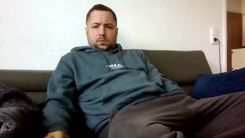 dombio_12 online show from 04-04-26, 09:18