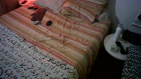 all fetishes online show from 10-25-25, 05:15