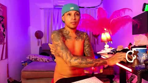 Snapshot of dominant_gay_xxx chatting on 11-17-25, 07:58 jjhoy online show from 11-17-25, 07:58