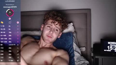 Alex...  online show from 09-29-25, 02:22