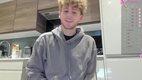 Alex...  online show from 11-27-25, 06:48