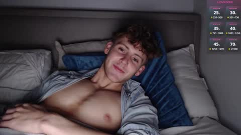 Alex...  online show from 03-18-26, 03:31