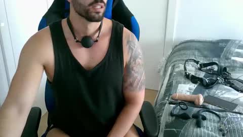 DominatedTitan online show from 09-16-25, 10:38