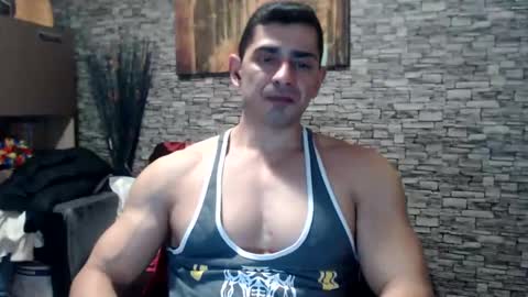 Snapshot of dominatemuscle chatting on 12-23-24, 07:52 Kevin online show from 12-23-24, 07:52