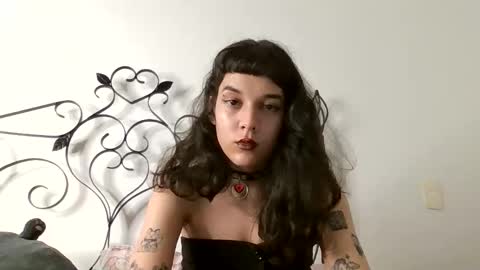 Snapshot of dominatrixkimmy chatting on 01-07-26, 12:13 dominatrixkimmy online show from 01-07-26, 12:13