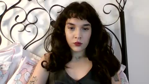 Snapshot of dominatrixkimmy chatting on 02-22-26, 08:07 dominatrixkimmy online show from 02-22-26, 08:07