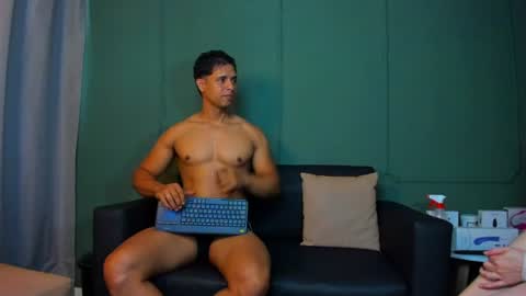 Dominc berry online show from 07-21-26, 12:29
