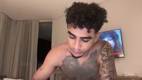 Snapshot of dominic_brand chatting on 10-08-25, 08:34 Brandon online show from 10-08-25, 08:34