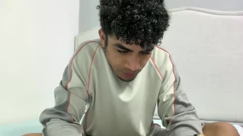 Snapshot of dominic_brand chatting on 11-22-25, 08:30 Brandon online show from 11-22-25, 08:30