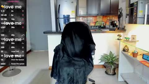 SANTI  independent model online show from 09-20-25, 07:04