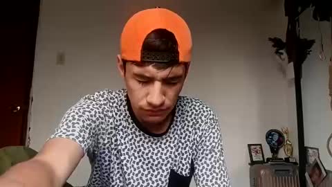 Your real love online show from 12-29-24, 04:51