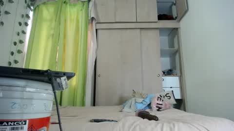Snapshot of dominic_sofia chatting on 06-19-26, 12:09 dominic_sofia online show from 06-19-26, 12:09
