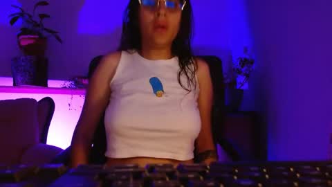 Snapshot of dominica3 chatting on 05-18-26, 11:43 online show from 05-18-26, 11:43