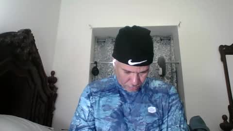 Snapshot of dominicanorico chatting on 05-06-26, 06:46 luis online show from 05-06-26, 06:46
