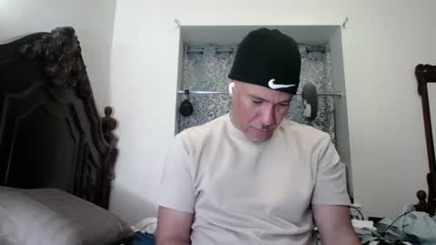 Snapshot of dominicanorico chatting on 06-06-26, 04:50 luis online show from 06-06-26, 04:50