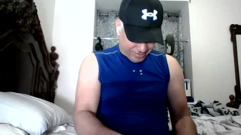 Snapshot of dominicanorico chatting on 07-11-26, 07:27 luis online show from 07-11-26, 07:27