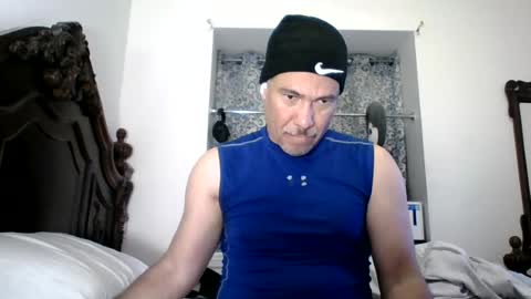 Snapshot of dominicanorico chatting on 07-14-26, 03:11 luis online show from 07-14-26, 03:11