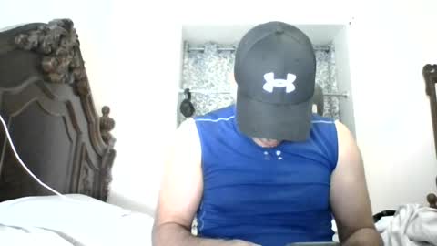 Snapshot of dominicanorico chatting on 07-18-26, 02:05 luis online show from 07-18-26, 02:05