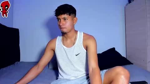 Snapshot of dominick_king chatting on 02-11-26, 01:43 Dominic online show from 02-11-26, 01:43