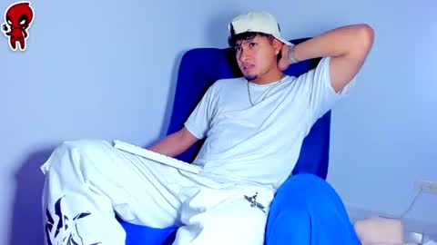 Snapshot of dominick_king chatting on 06-25-26, 05:12 Dominic online show from 06-25-26, 05:12