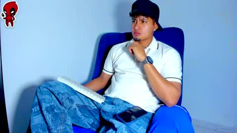 Snapshot of dominick_king chatting on 06-26-26, 03:11 Dominic online show from 06-26-26, 03:11
