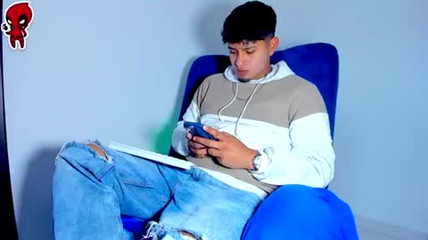 Snapshot of dominick_king chatting on 07-02-26, 02:00 Dominic online show from 07-02-26, 02:00