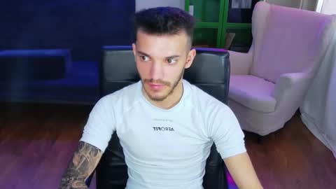 dominicvalente online show from 10-20-25, 07:53