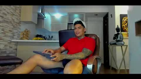 Only fans Ronnie col---InstaRonniecolleman  online show from 11-13-25, 12:09