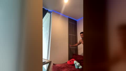Snapshot of dominiofit chatting on 06-05-26, 12:00 Only fans Ronnie col---InstaRonniecolleman online show from 06-05-26, 12:00