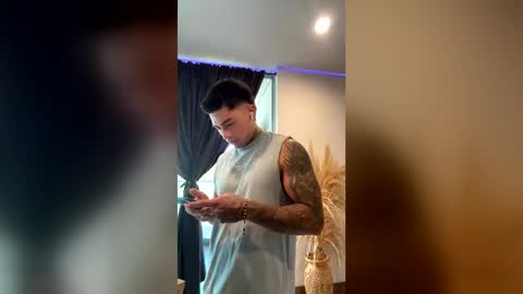 Snapshot of dominiofit chatting on 07-25-26, 12:03 Only fans Ronnie col---InstaRonniecolleman online show from 07-25-26, 12:03