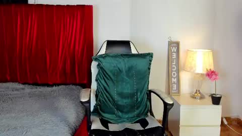 dominyck_ online show from 07-22-26, 04:48