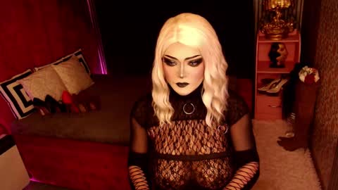      online show from 12-04-24, 06:11