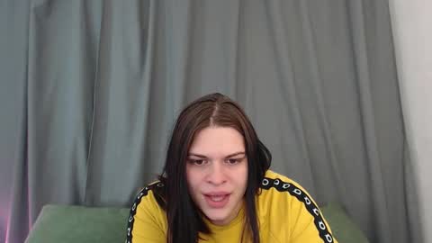 Snapshot of dona_mafia chatting on 11-27-25, 11:51 dona_mafia online show from 11-27-25, 11:51