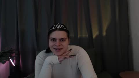 Snapshot of dona_mafia chatting on 12-13-25, 10:48 dona_mafia online show from 12-13-25, 10:48