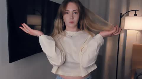 Snapshot of donaldgelabert chatting on 03-10-26, 08:41 Emily online show from 03-10-26, 08:41