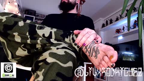 Snapshot of dondehaypelohayalegria chatting on 01-03-25, 03:44 I DIGZ  .K.. D  .K.. PIG PPP online show from 01-03-25, 03:44