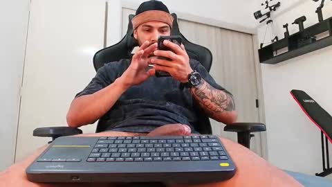 Victor online show from 01-06-26, 04:54