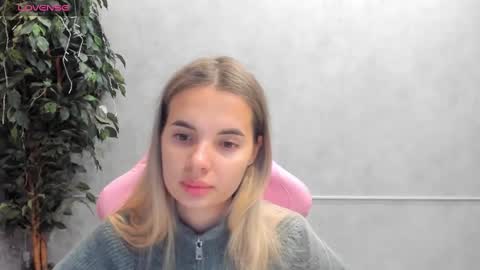 Donna On GMT2 Mon-Fri 3-9 AM online show from 03-09-25, 11:56