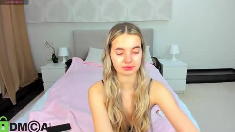 Donna On GMT2 Mon-Fri 3-9 AM online show from 04-17-26, 12:02