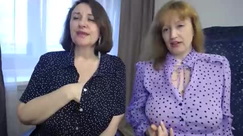 Snapshot of donnalimadonna chatting on 05-04-26, 02:46 Tatiana 43 curvy sexy body and Joanna redhead 39 years online show from 05-04-26, 02:46