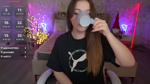 DONNA online show from 01-03-25, 03:27