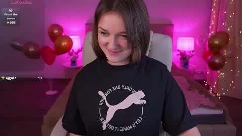 DONNA online show from 02-13-25, 11:47