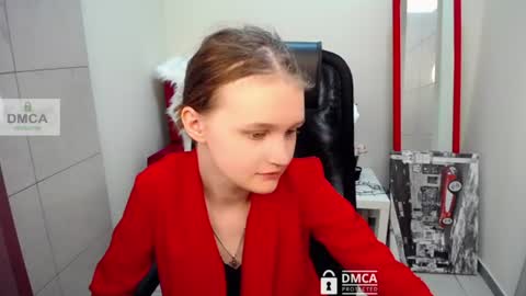 Snapshot of donnasia chatting on 06-23-26, 10:46 Sia online show from 06-23-26, 10:46