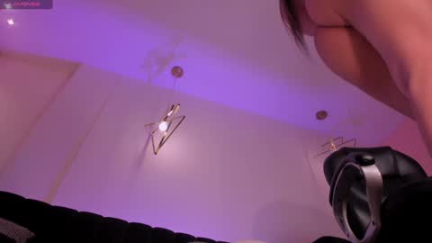 Snapshot of donnastonne chatting on 12-22-24, 01:01 Donna Stonne online show from 12-22-24, 01:01