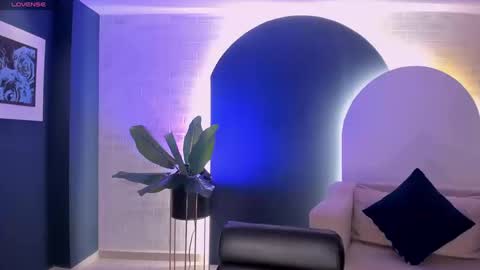 Snapshot of donnastonne chatting on 09-26-25, 04:16 Donna Stonne online show from 09-26-25, 04:16