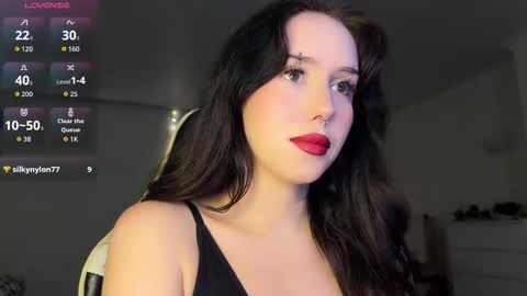 Snapshot of doragranat chatting on 04-18-26, 01:53 doragranat online show from 04-18-26, 01:53