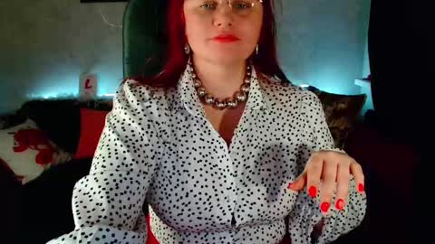 Dora online show from 01-30-25, 12:37